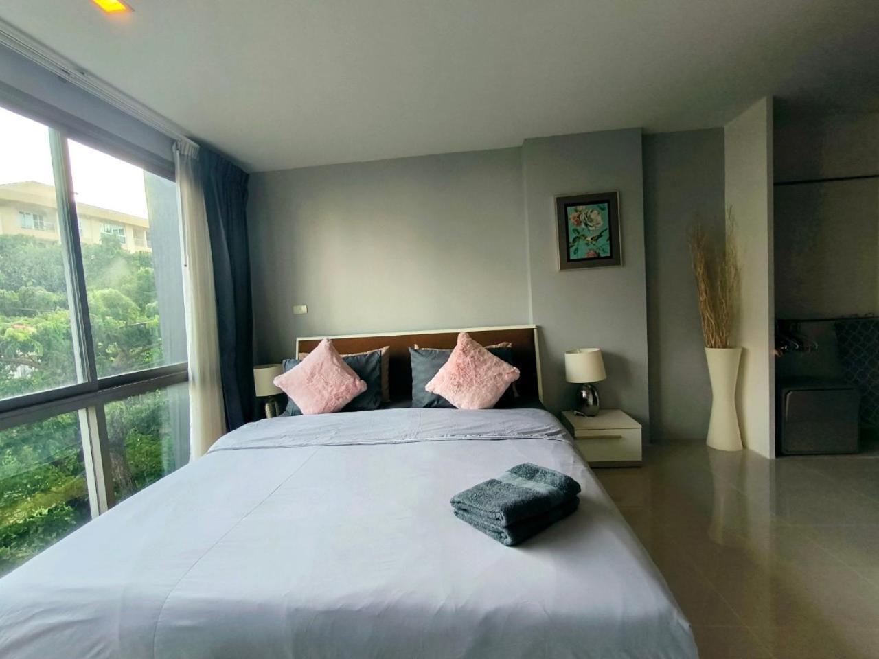The Urban City Center By Fantasea Beach Pattaya Exteriér fotografie